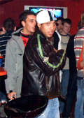 This photo is actualy from the Party Duel 2, two MCs coming early to the club, We ran the freestyle battles in the afterhours.